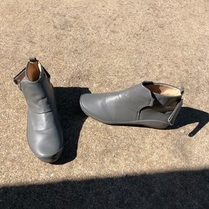 🆕 Ankle Boots w/ Velcro Strap